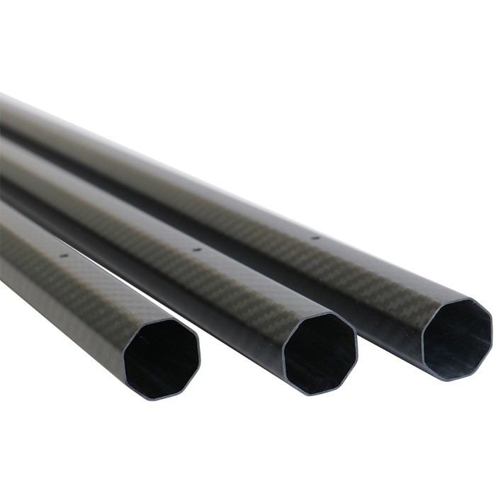 Szénszálas nyolcszögletű cső